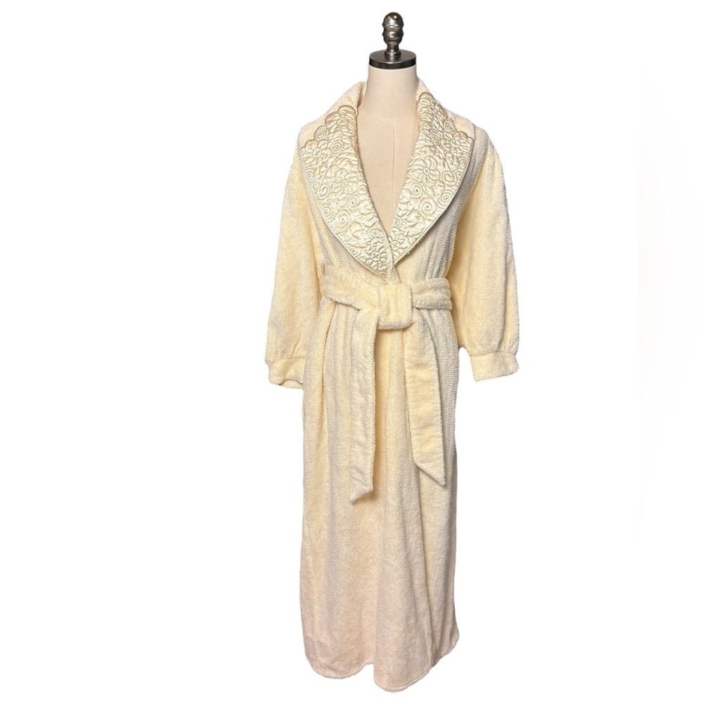 Kinnaird Of Ireland Cream Long Terry Robe Embroidered Collar Ladies S Cotton